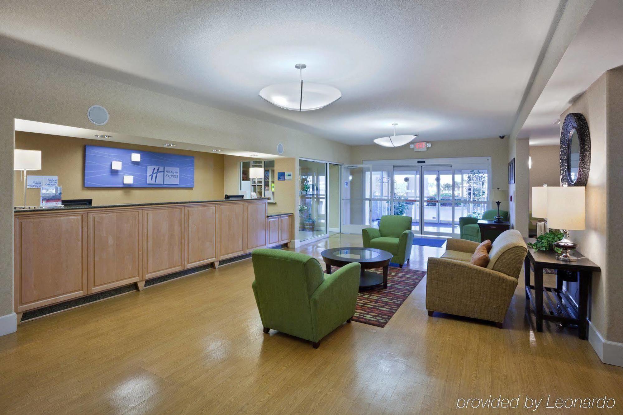 Hotel Express Southeast By Ihg 3*