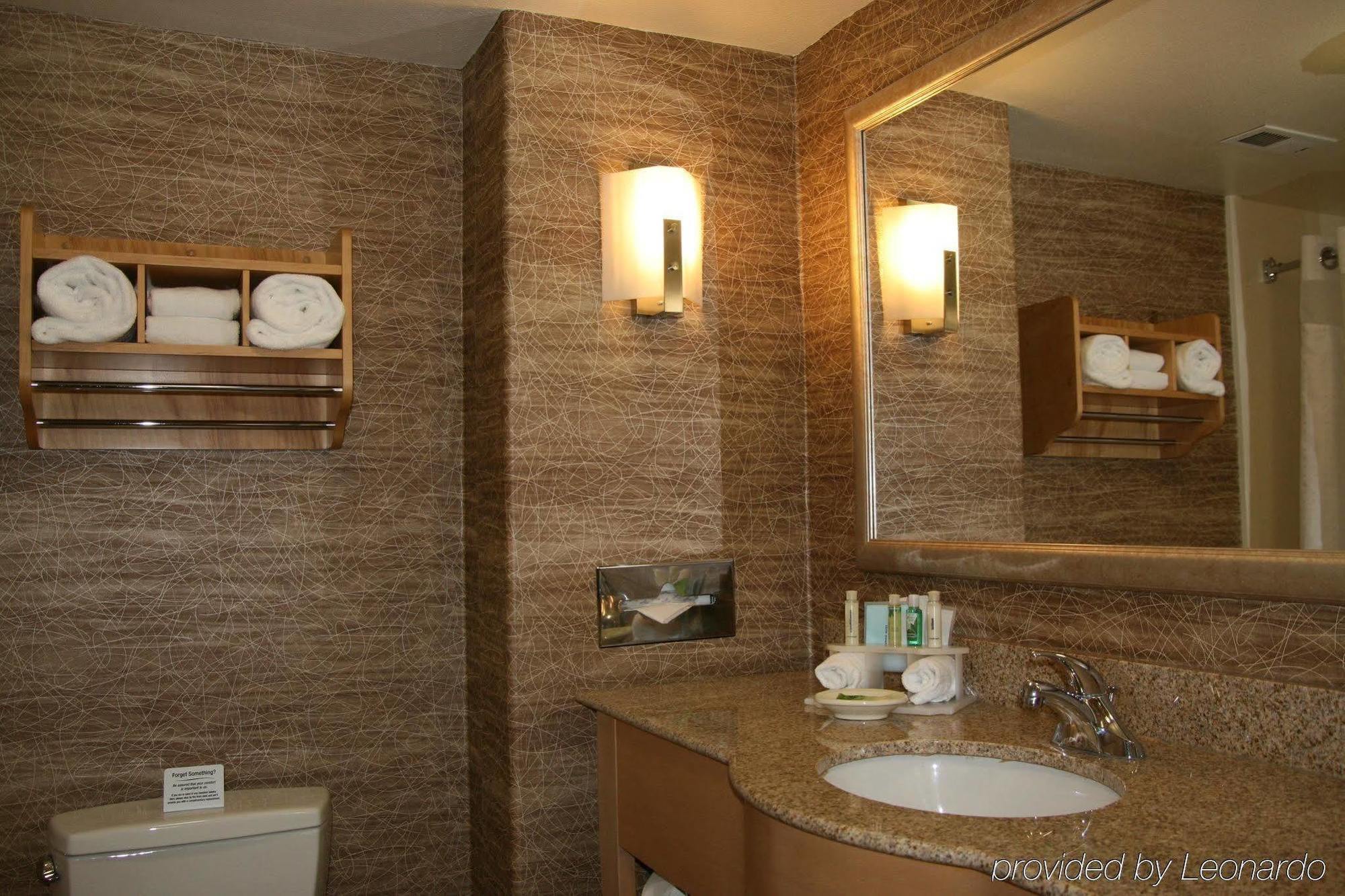 Express Southeast By Ihg Hotel